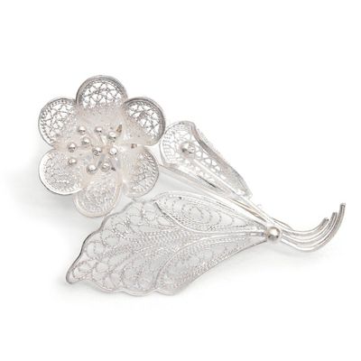 Alternate image for Sterling silver brooch pin Silver Allamanda
