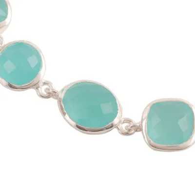 Alternate image for 31.5-Carat Aqua Blue Chalcedony Bracelet from India Dazzling Princess